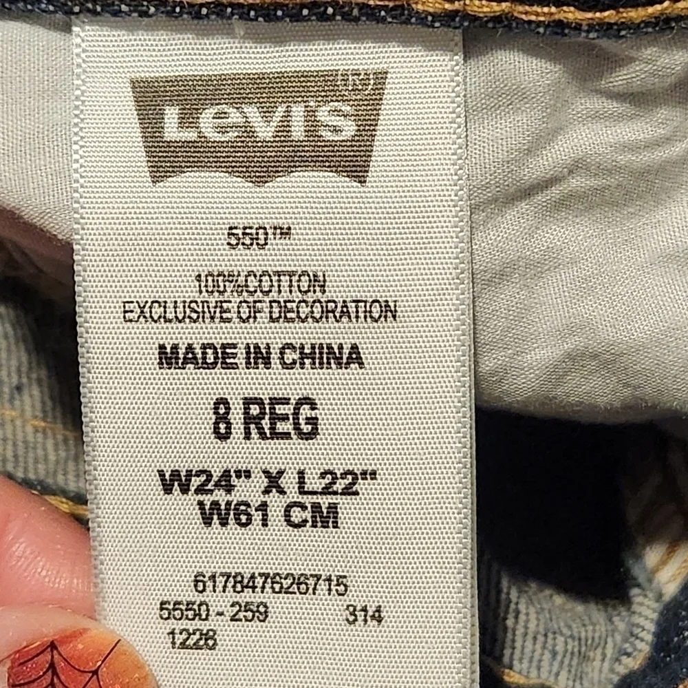 LEVI'S Boy's 550 Relaxed Fit Darkwash Denim Blue Jeans, size 8